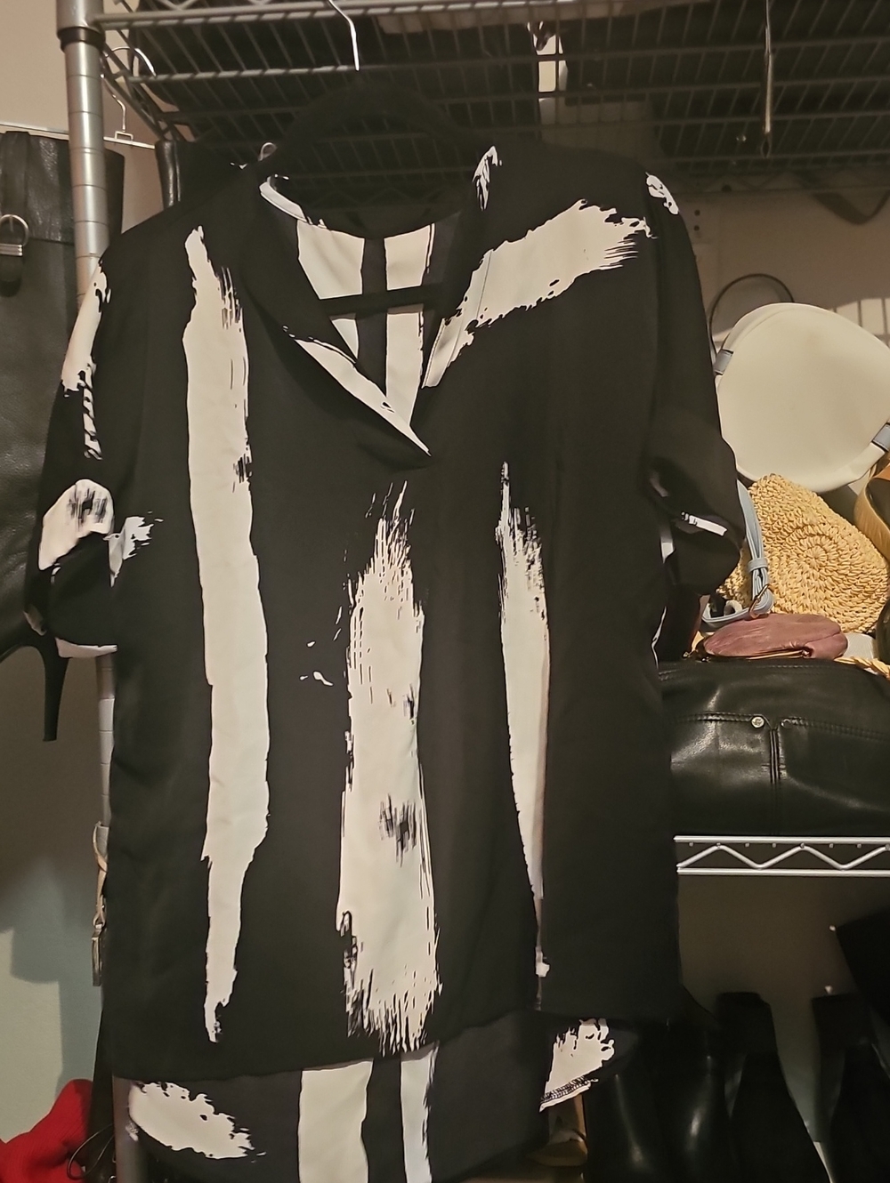 Shein Black & White Abstract Print
